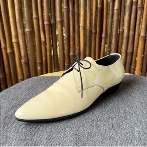 SAINT LAURENT patent leather lace up shoes